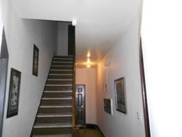 100 East 100th, New York, NY 10028