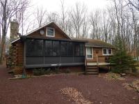 292 North Arrow Dr, Pocono Lake, PA 18347