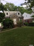 81-85 Utopia Pkwy, Jamaica Estates, NY 11432